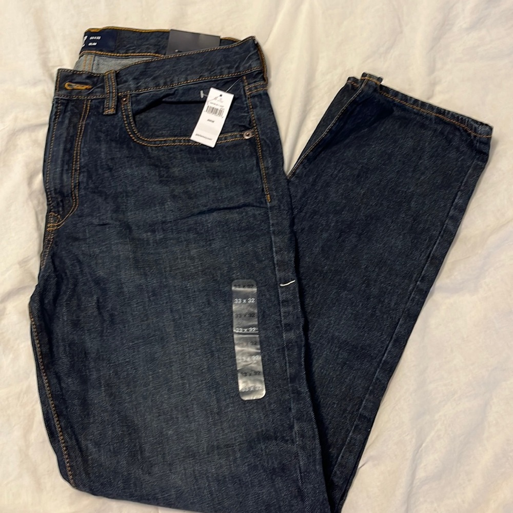 NWT dark wash denim men’s Gap jeans, size 33x32
